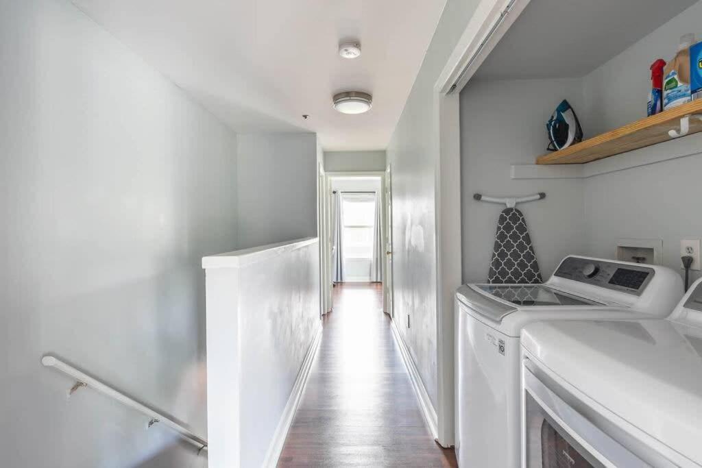 Walk To Broadway Charming Modern Historic Townhome Nashville Exteriör bild