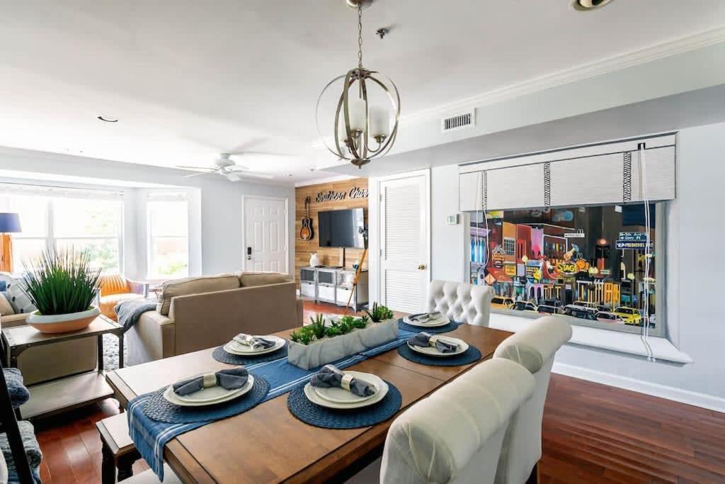 Walk To Broadway Charming Modern Historic Townhome Nashville Exteriör bild