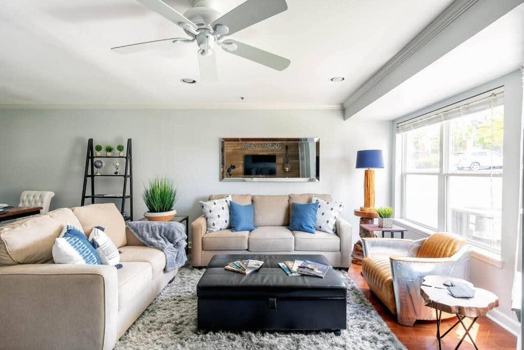 Walk To Broadway Charming Modern Historic Townhome Nashville Exteriör bild